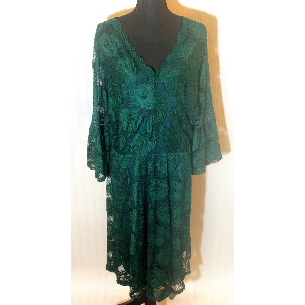 Green Luxology Maxi Floral Dress Size 22